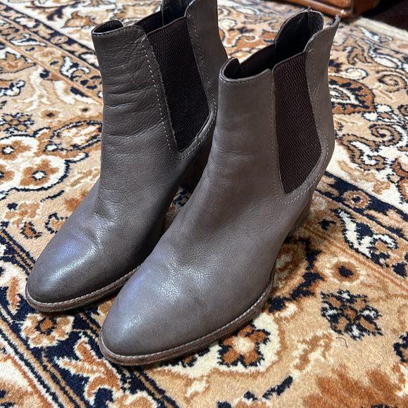 Aquatalia Fabian ankle boot - Picture 8 of 8